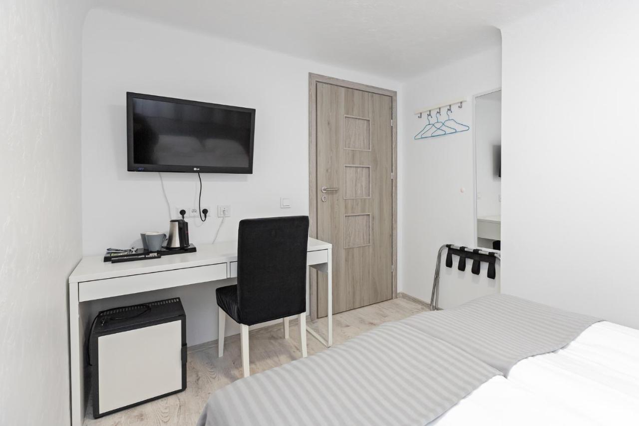 Happyinn Rooms Kaunas Exteriör bild